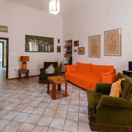Murphy Holiday Home - Residenza Italia ラ・マッダレーナ エクステリア 写真