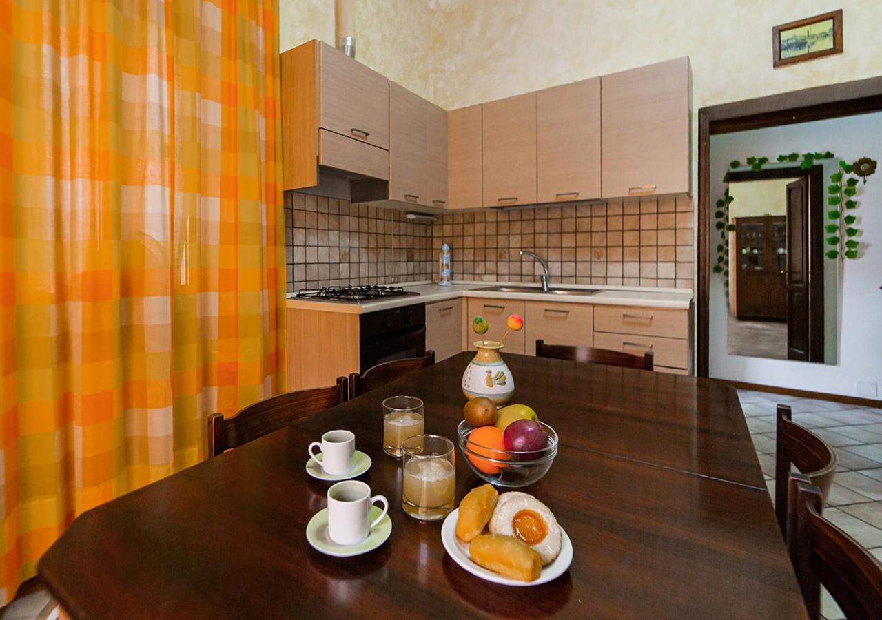 Murphy Holiday Home - Residenza Italia ラ・マッダレーナ エクステリア 写真