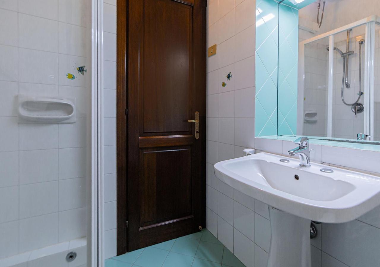 Murphy Holiday Home - Residenza Italia ラ・マッダレーナ エクステリア 写真